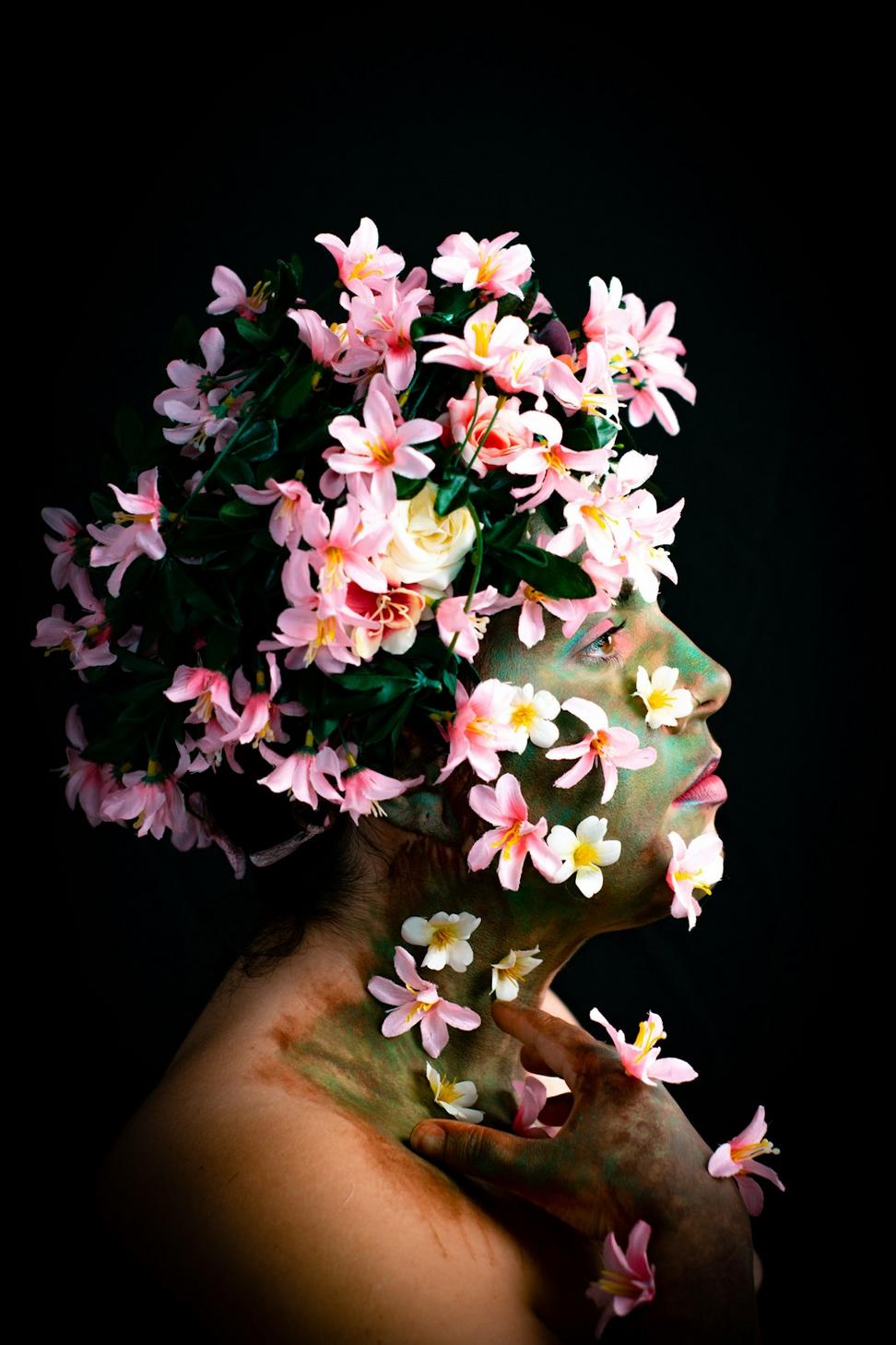 Pressed flower decoration